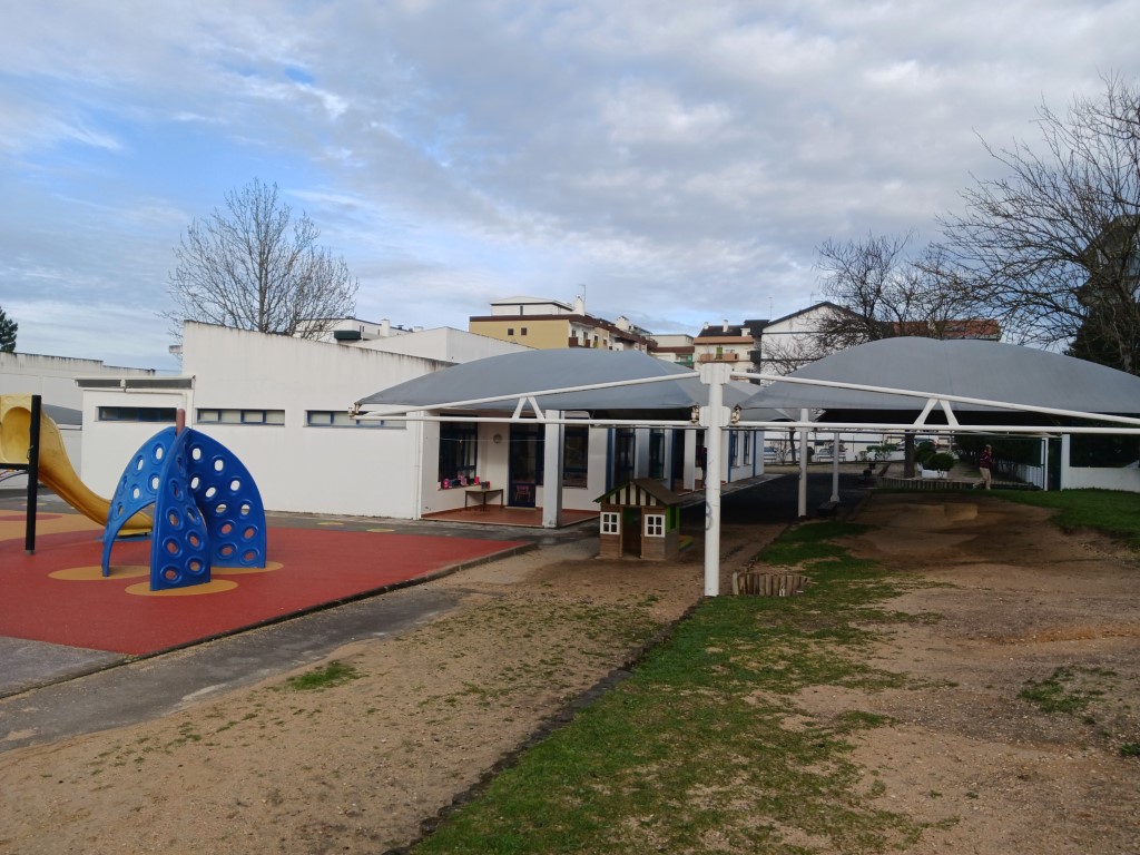 Espaço exterior (JI/Parque Infantil/Recreio coberto)