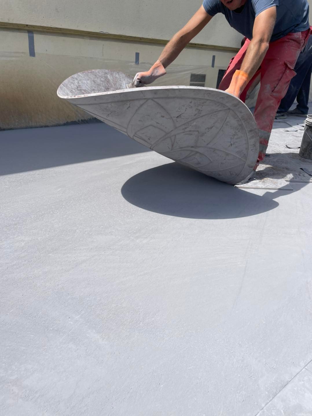 Béton imprimé et béton décoratif à Écouen (95)  – Solutions durables avec BetoSysteme Décor 06 42 56 87 60
