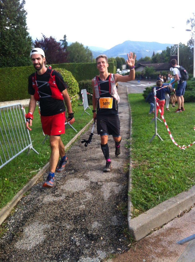 40-LeBlond retrouve le soleil en arrivant à mi-parcours, au revoir Belledonne.. (18août 19h22)