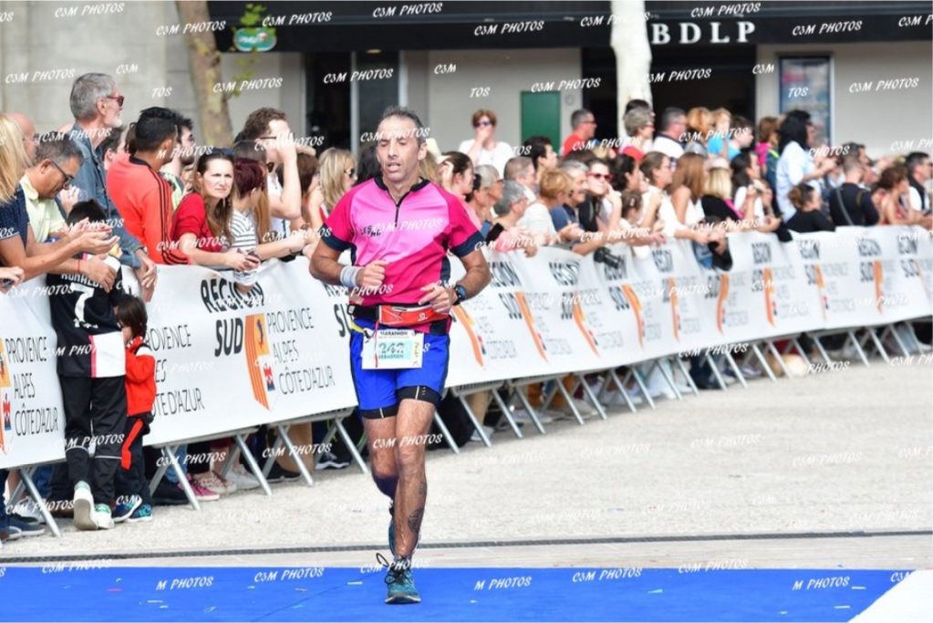 15-Seb' finit son 1er Marathon, en 3h45