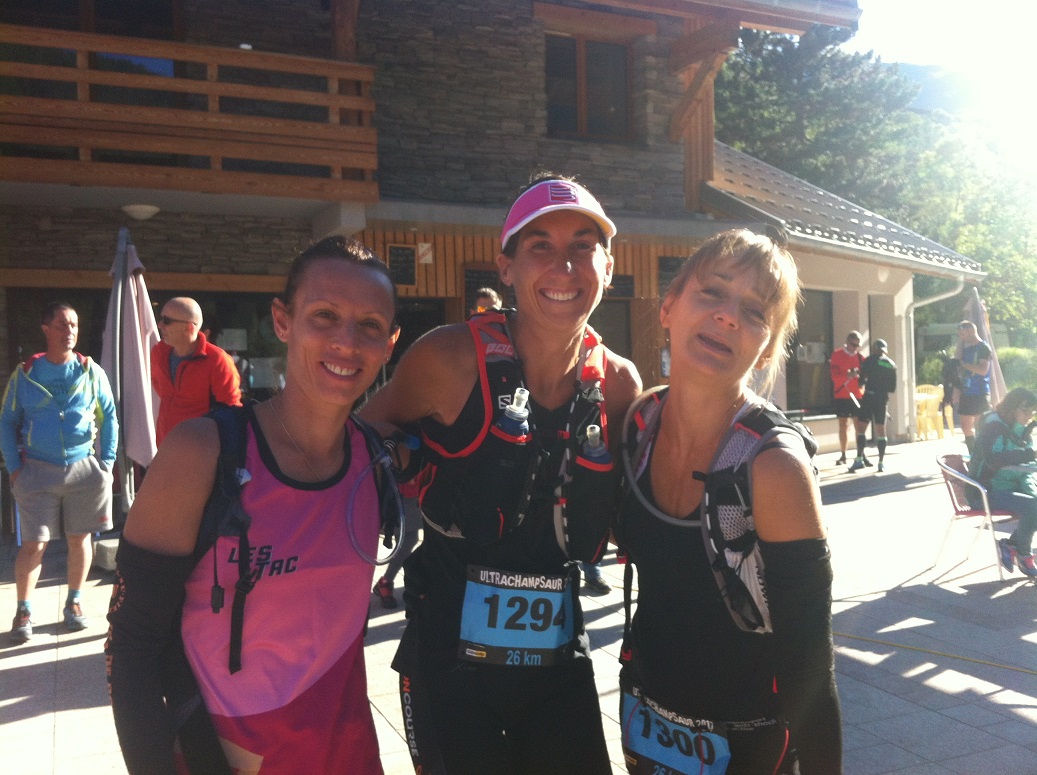 13-Pendant ce temps là, les Miss (Amélie, Stéphanie et Florence) se préparent pour le  26km