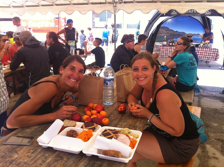 26-Pasta-party en attendant le podium