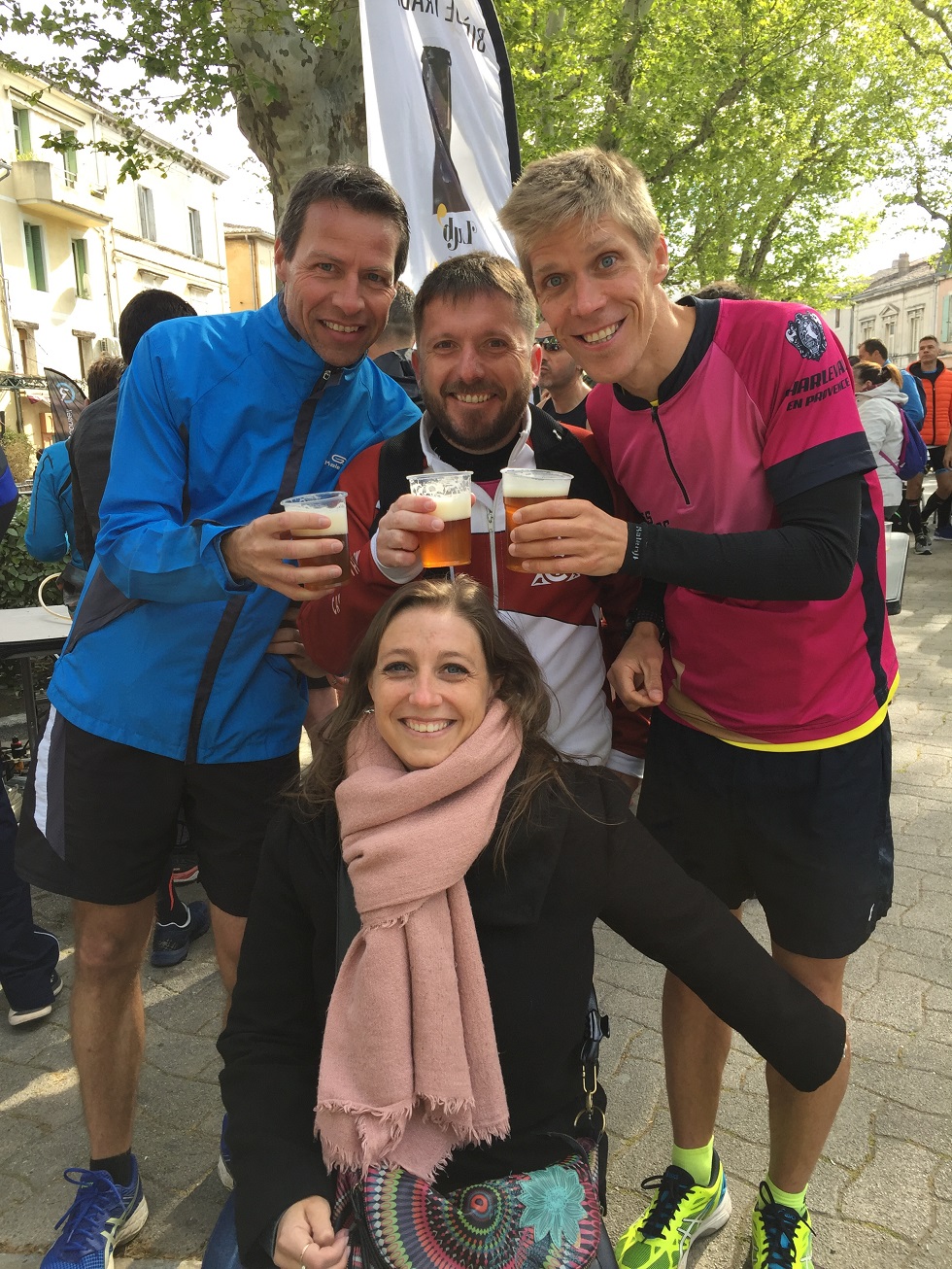 27-Et une petite bière tous ensemble, bien méritée