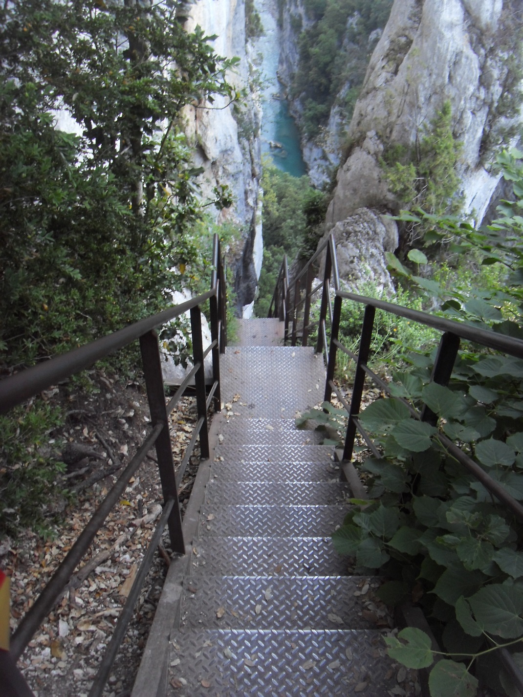 29-Les escaliers de la Brèche Imbert, vertigineux..