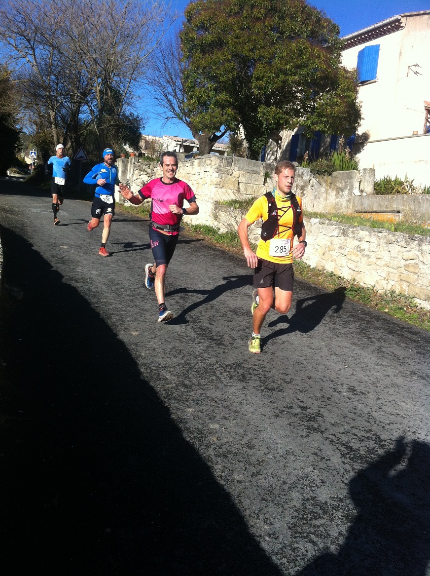 7-Voici Christophe lancé à pleine allure, après 9km, de retour à Mormoiron