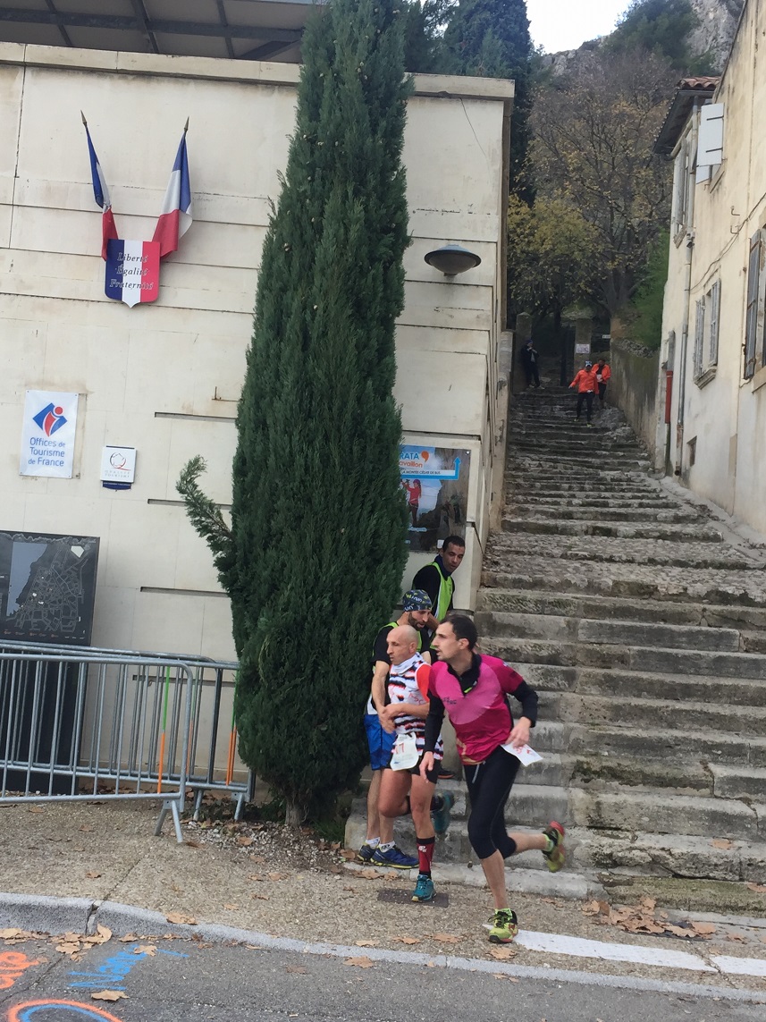 19-Descente des marches de Jean-François..