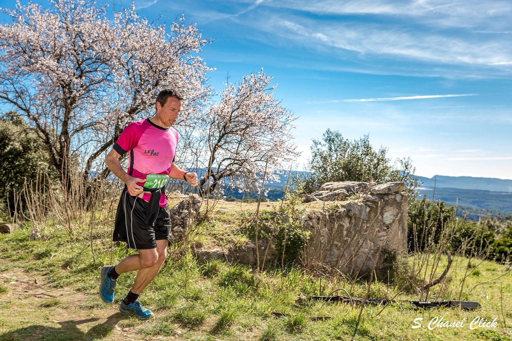 21-Voici Thomas qui passe au 8ème km