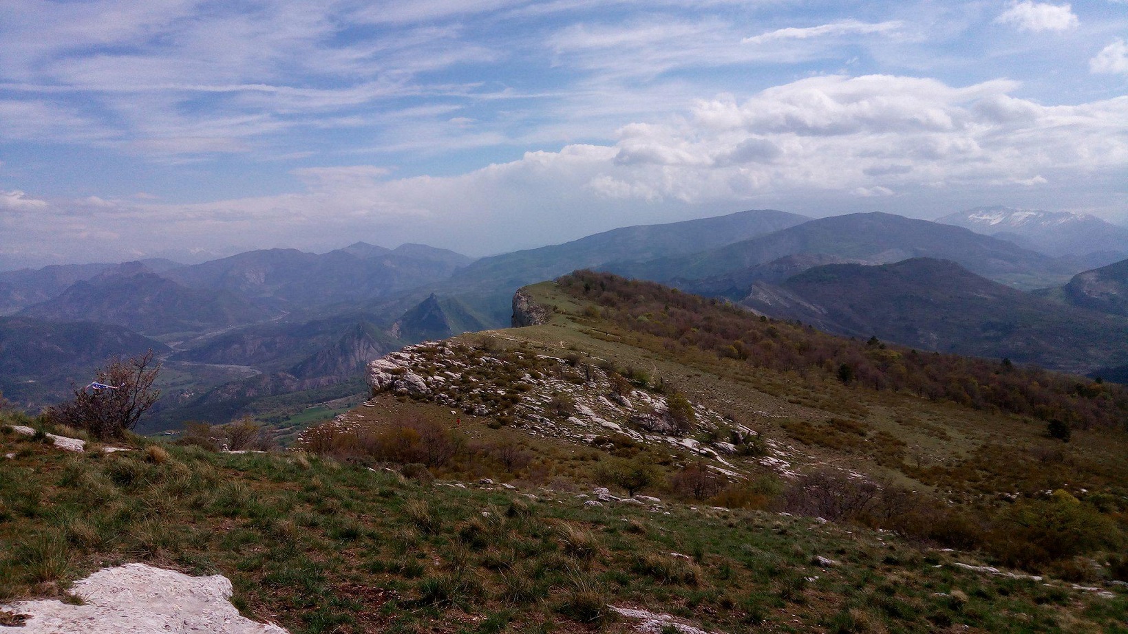 41-Quelle vue sur les sommets (enneigés)!