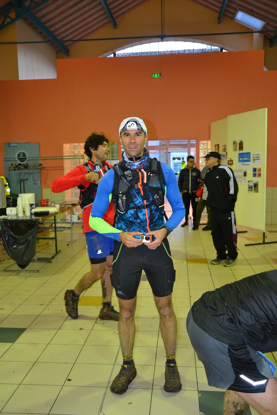 16-Au 1er ravito, à 17km, c'est Jean-Marie qui s'y présente en premier