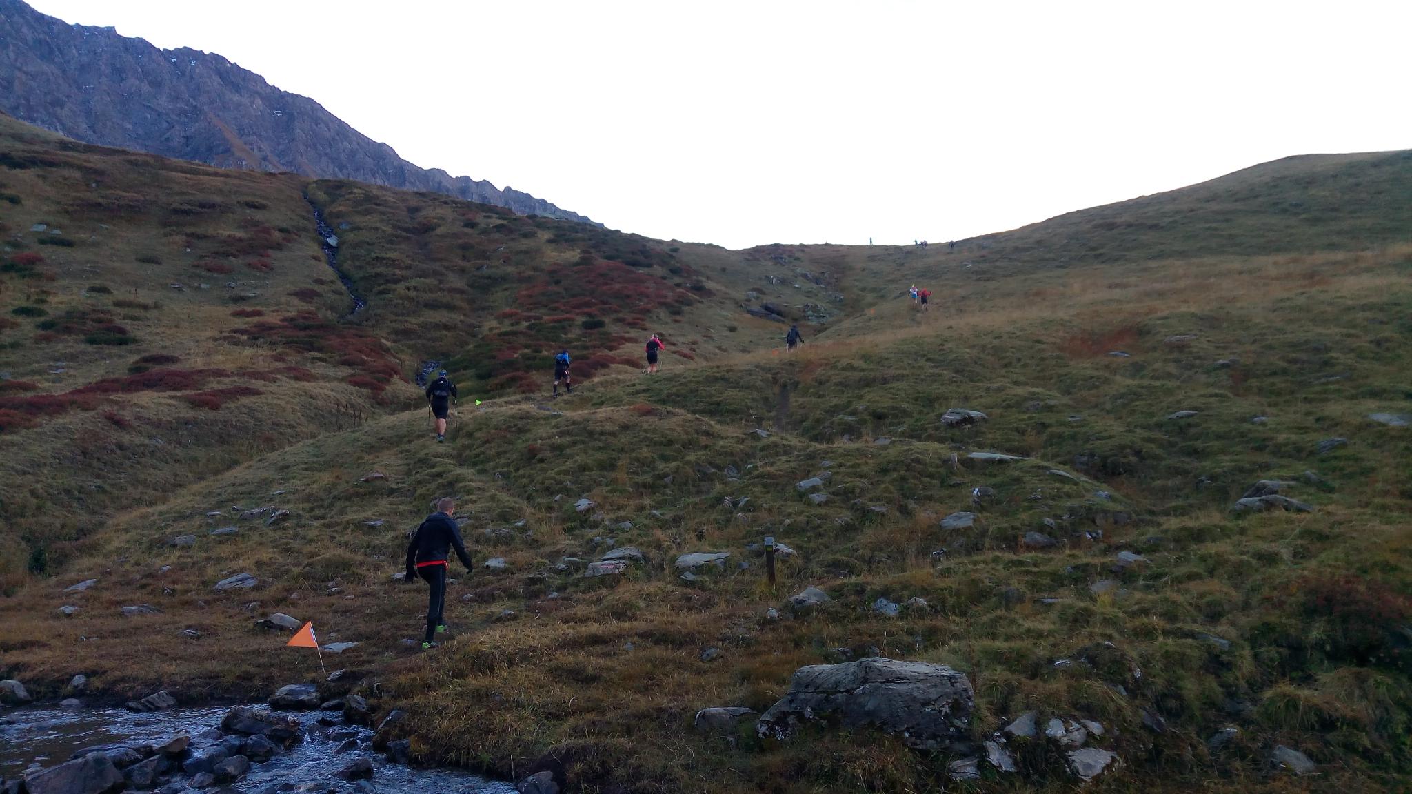 9-Montée vers le col de forclaz (en haut à gauche)