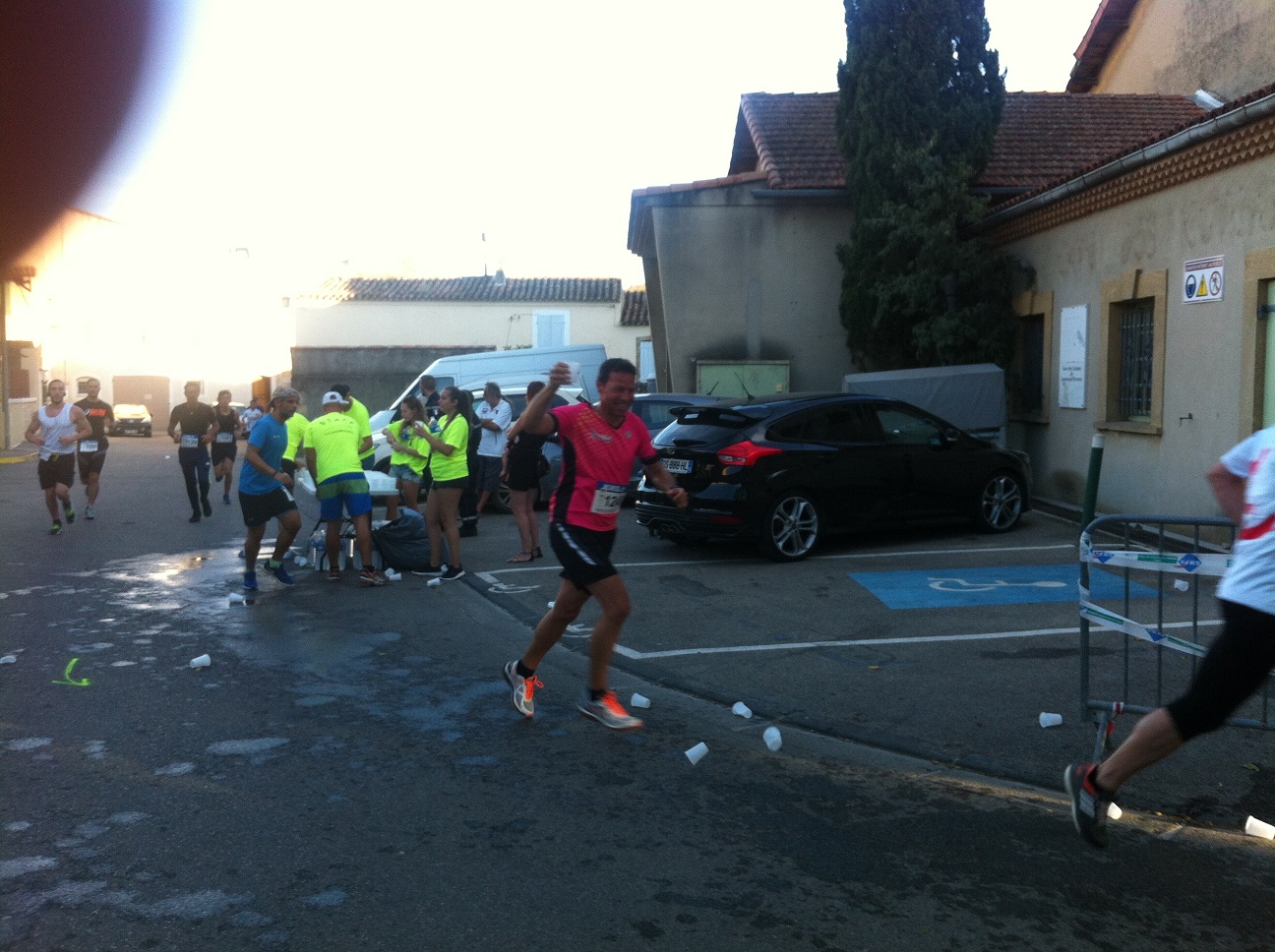 9-Thomas vient de faire 1/3 de la distance aussi..