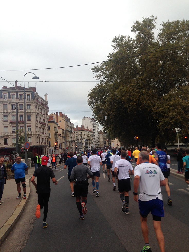 14-Le peloton s'étire