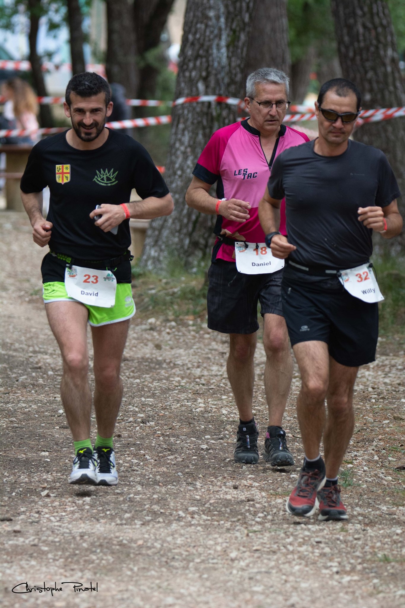 25-Daniel tente de suivre celui qui finira 1er (192kms!)