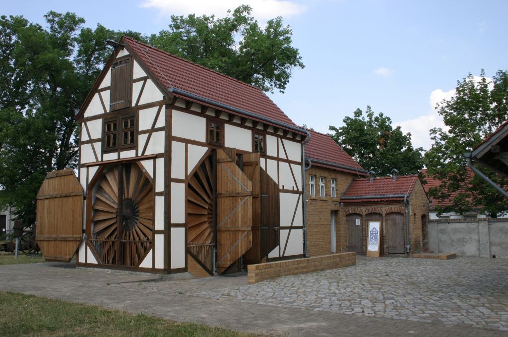 Scheunenwindmühle in Saalow Mühlen Brandenburg