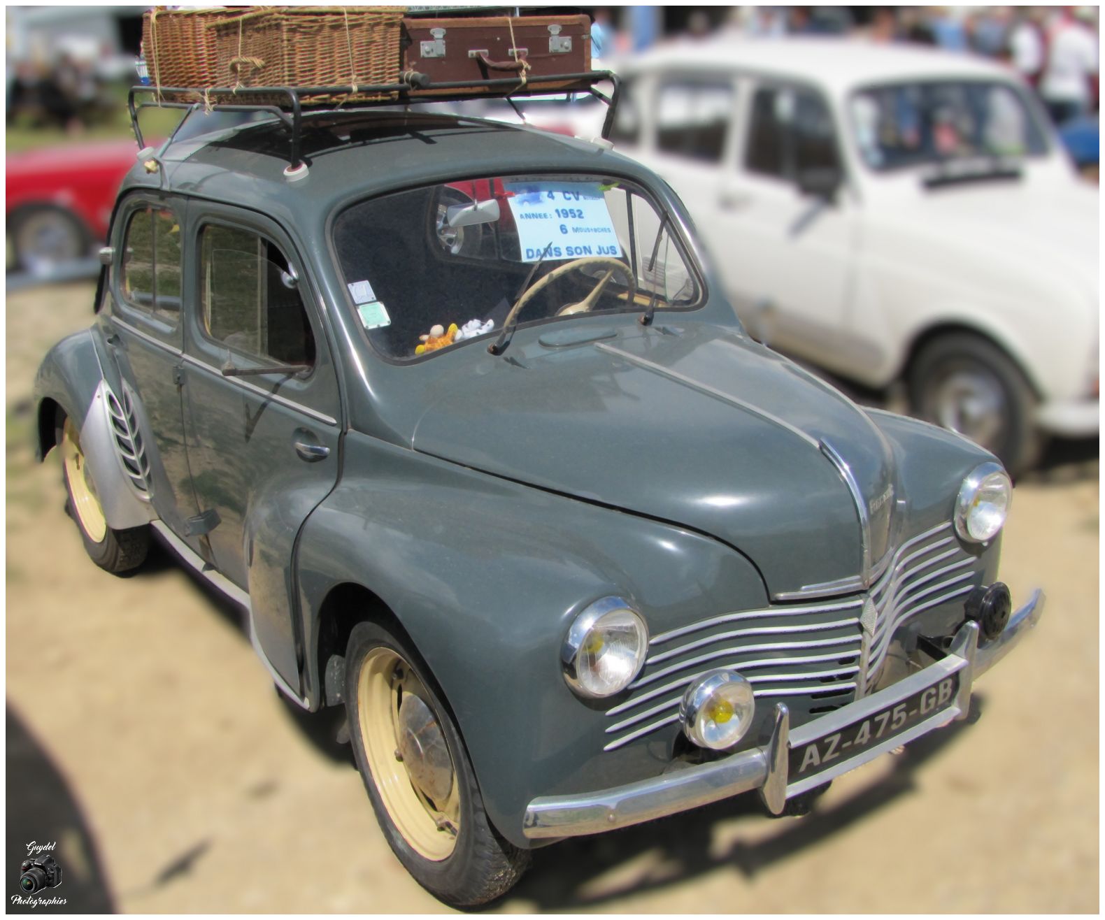 4cv "6 moustaches"