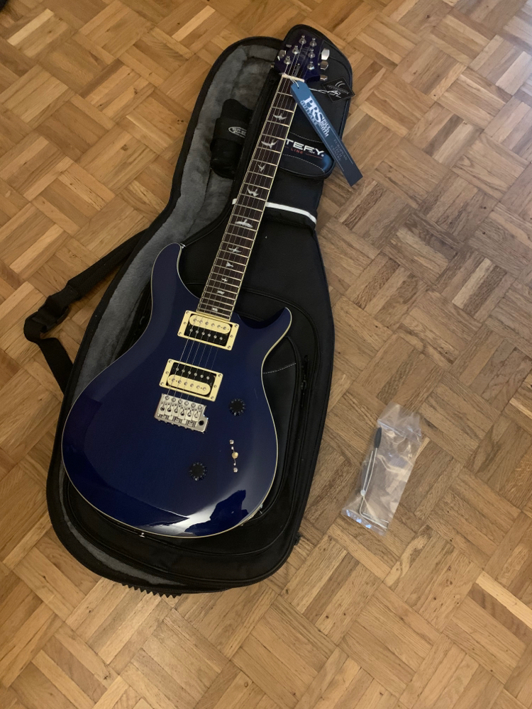 新しいギターMy new Guitar
