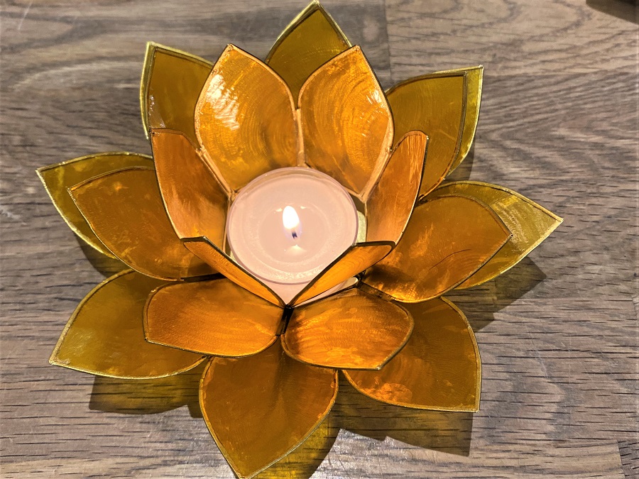 Lotus-Kerzenhalter, Capizmuschel, gelb