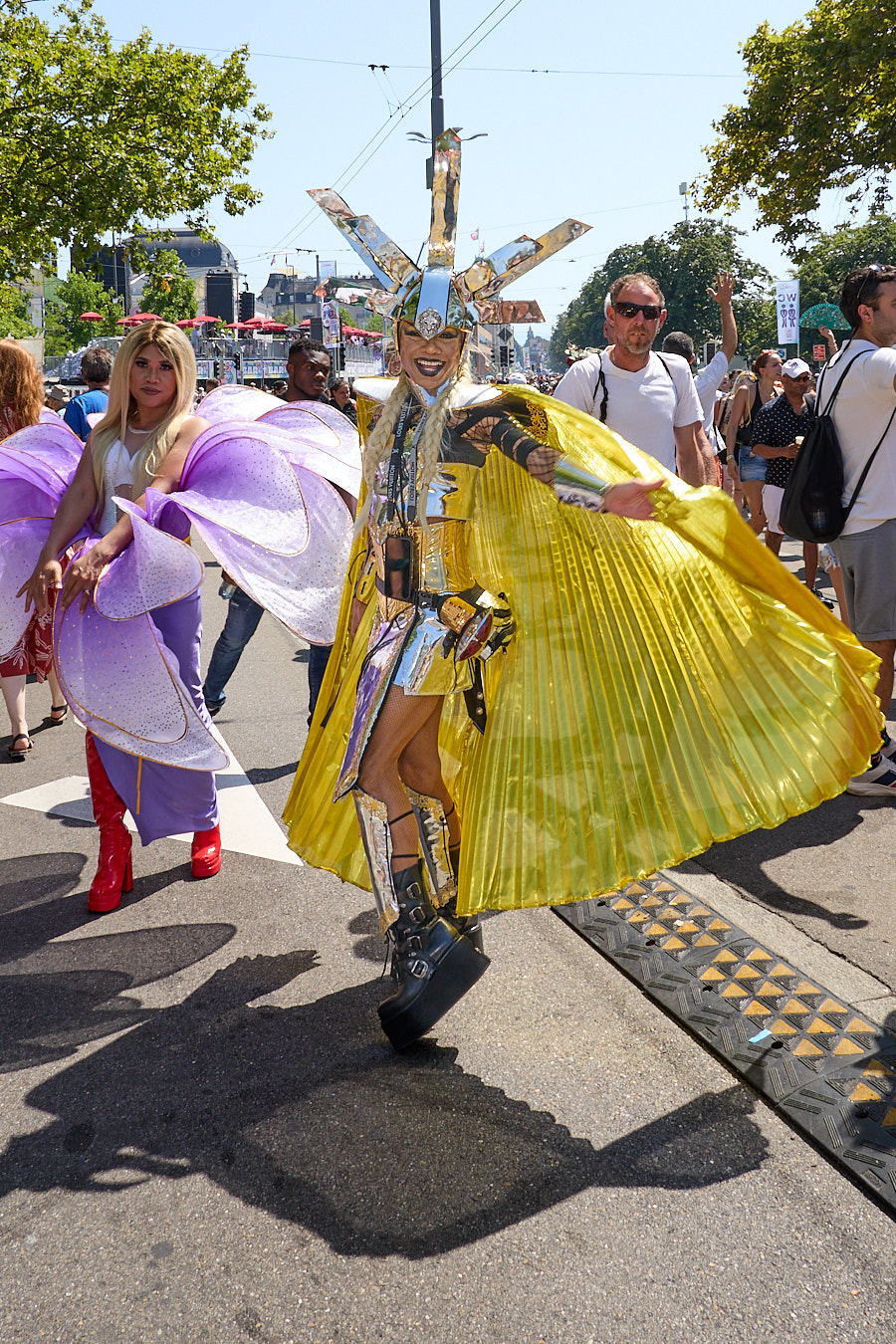 Steetparade 2025-  Motto «Live Love, Love Life