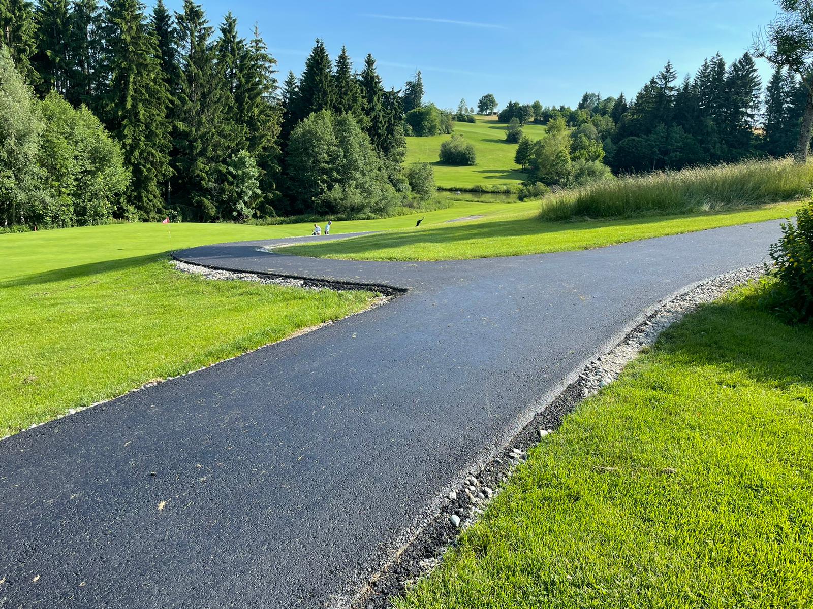 Herzlich willkommen bei LorenzBau LorenzBau GmbH Straßen und