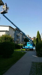 Reinigung mit Steiger
