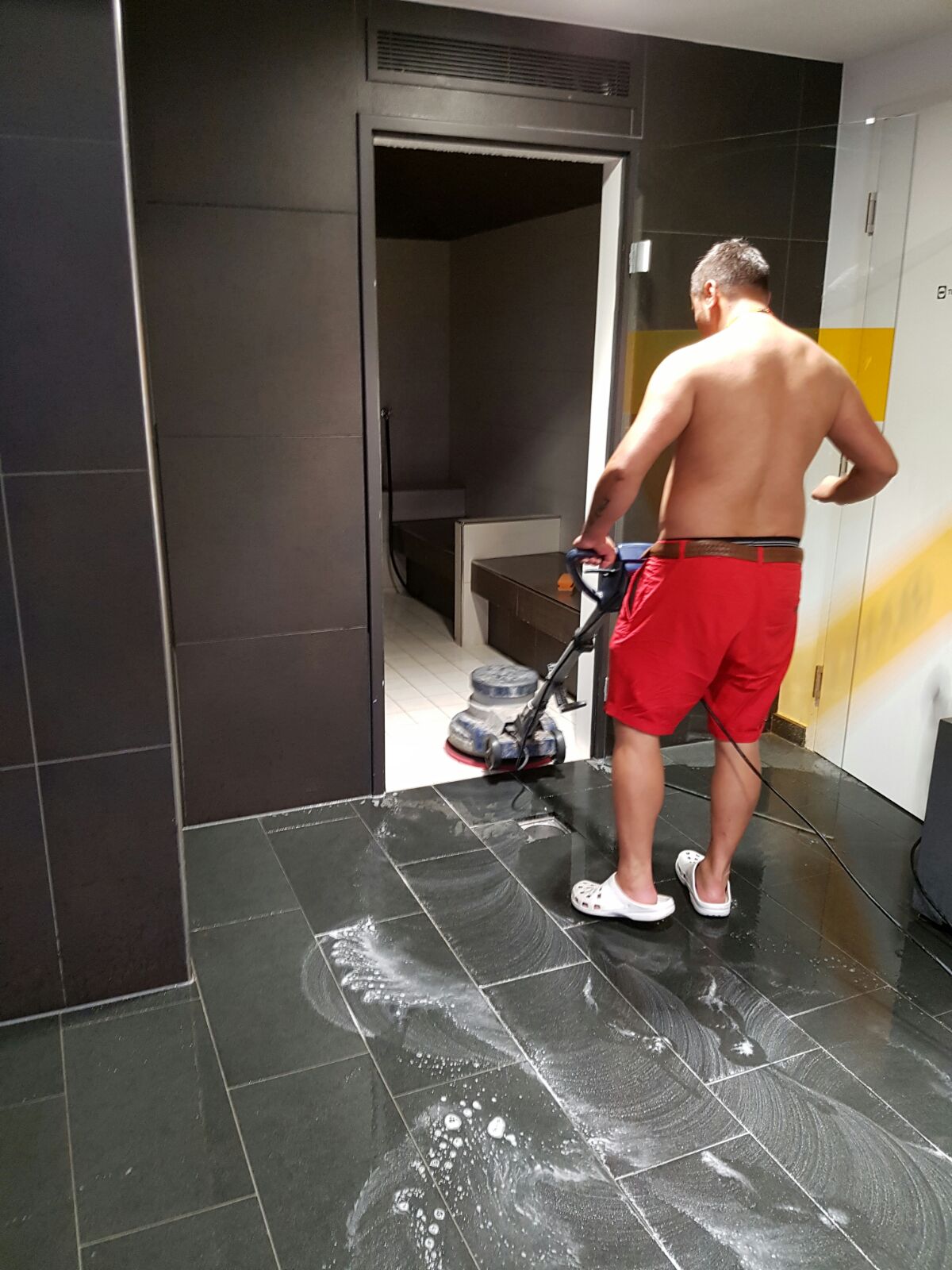 Reinigung Wellnessbereich