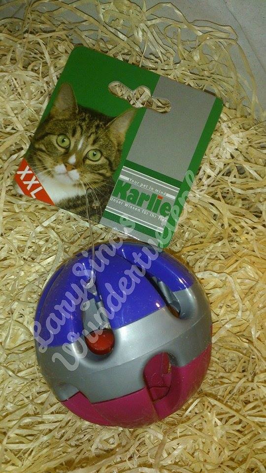 Karlie XXL Katzenspielzeug Ball ca. 2,49€