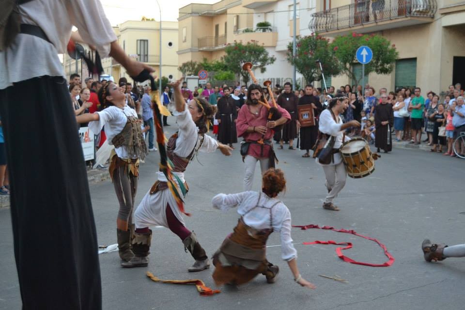 Giullari a Nardò-batarnù