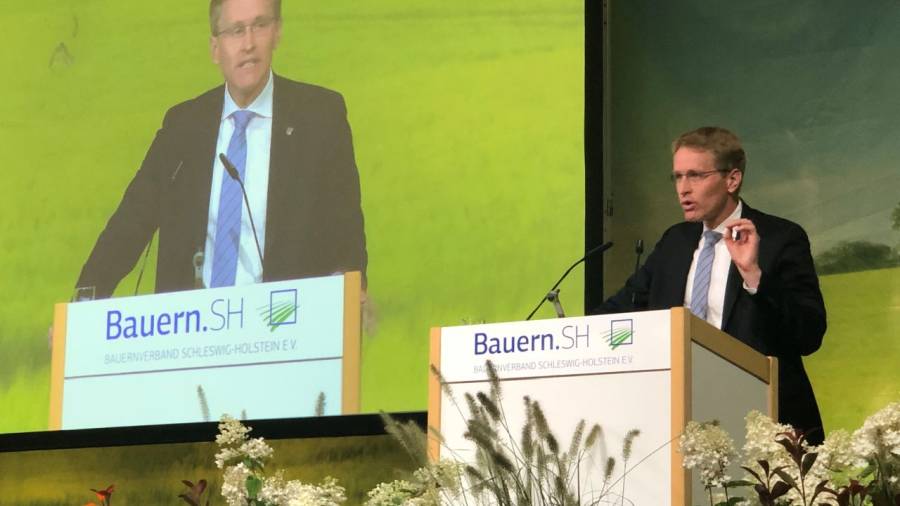 Ministerpräsident Daniel Günther sprach auf dem Bauerntag in Rendsburg. (Quelle: Sönke Hauschild)