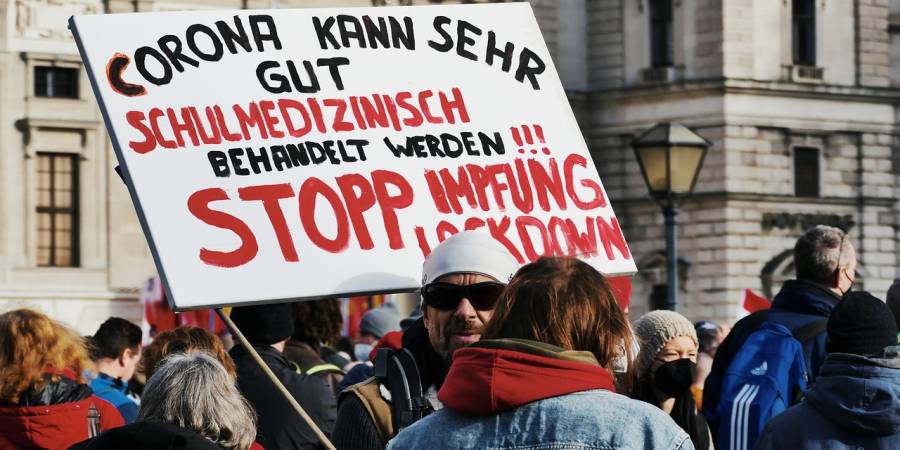 Eine Demonstration gegen Corona-Maßnahmen. (Symbolbild: Rainhard Wiesinger)