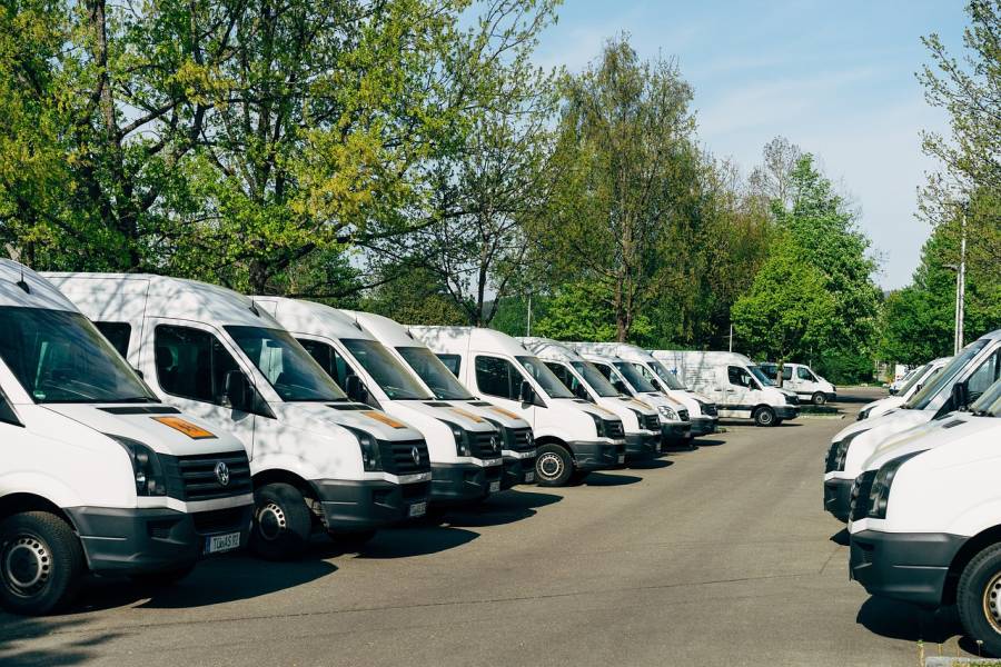 Besonders betroffen von einem Verbot von Lieferwagen mit Dieselmotoren wären Handwerker und Landwirte. (Symbolbild: Markus Winkler)