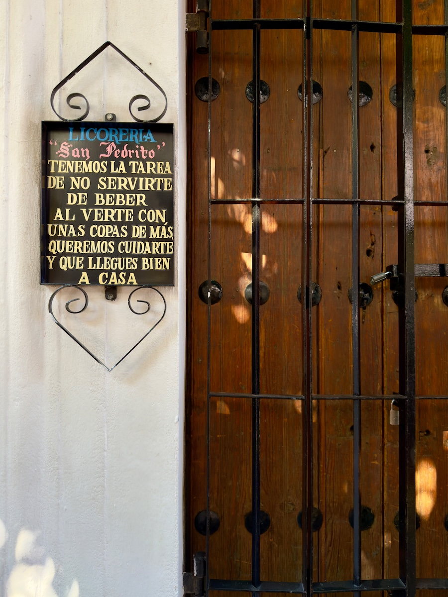 Outside Licorería San Pedrito