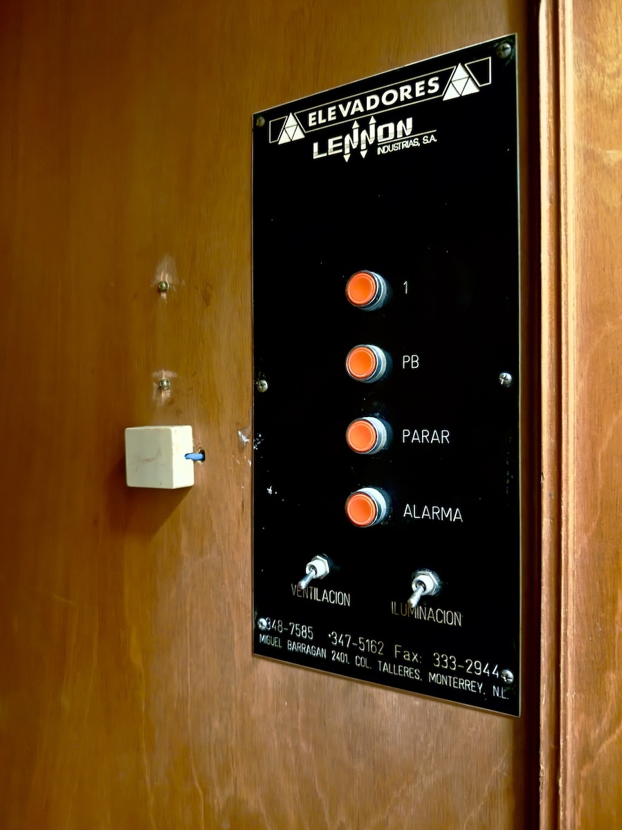 First elevator in Mérida at El Pinar