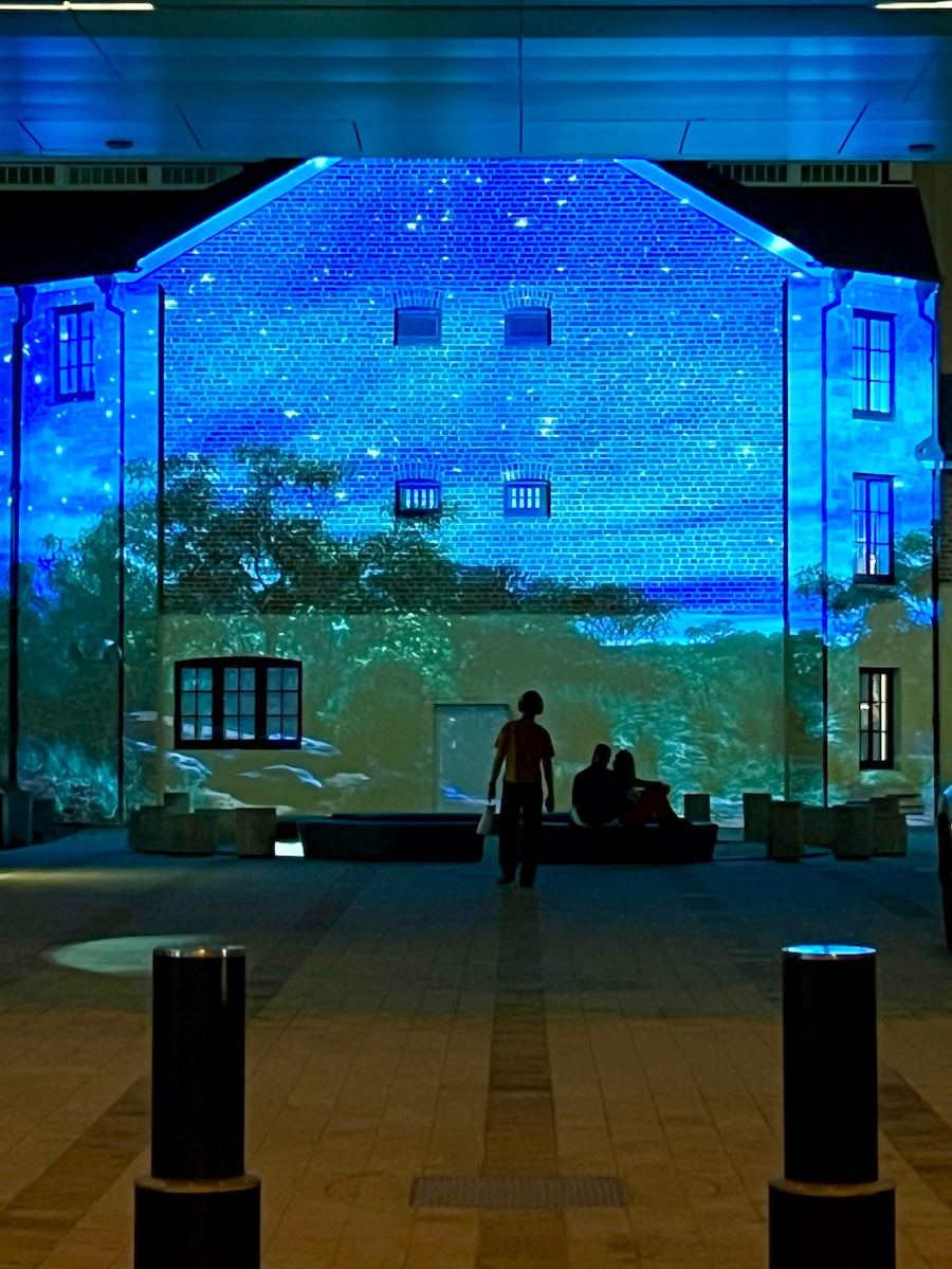 Evening light show, WA Museum Boola Bardic