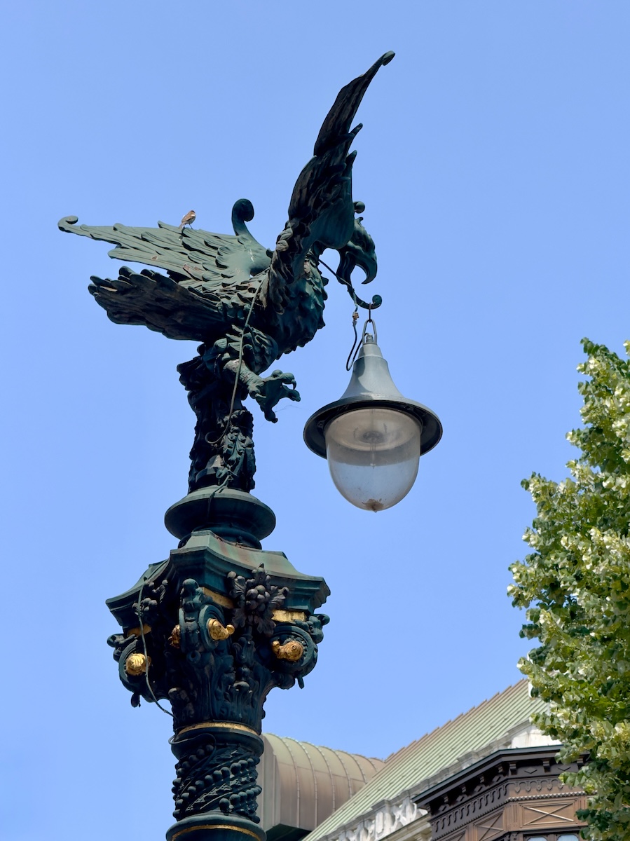 Lightpost