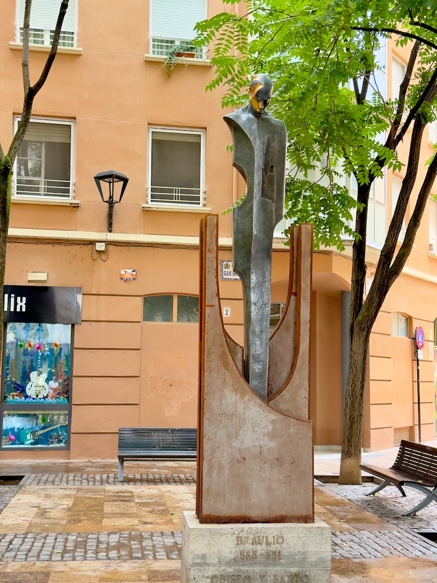 San Braulio statue by Josep Bofill Moliné