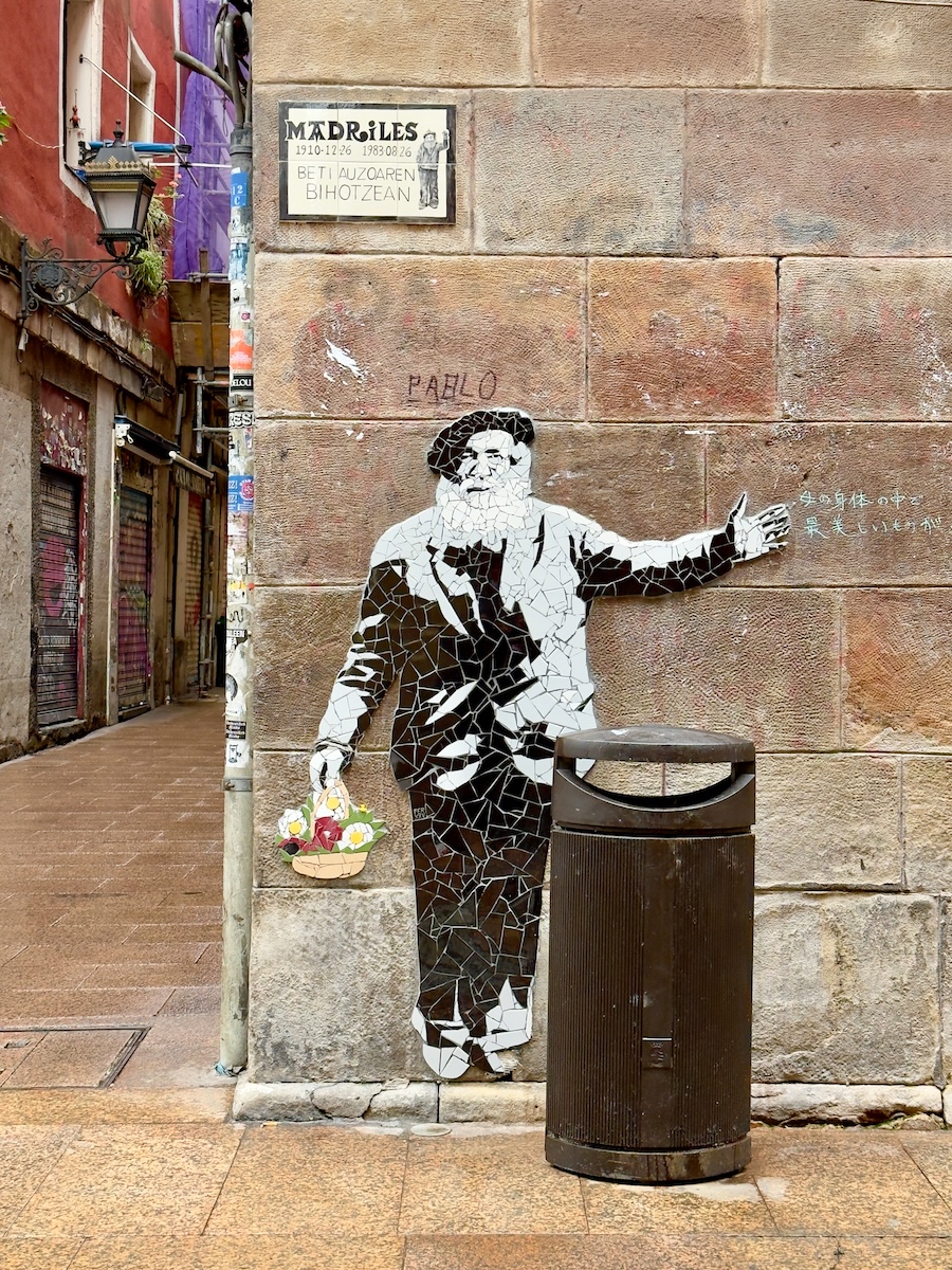 Picasso mosaic