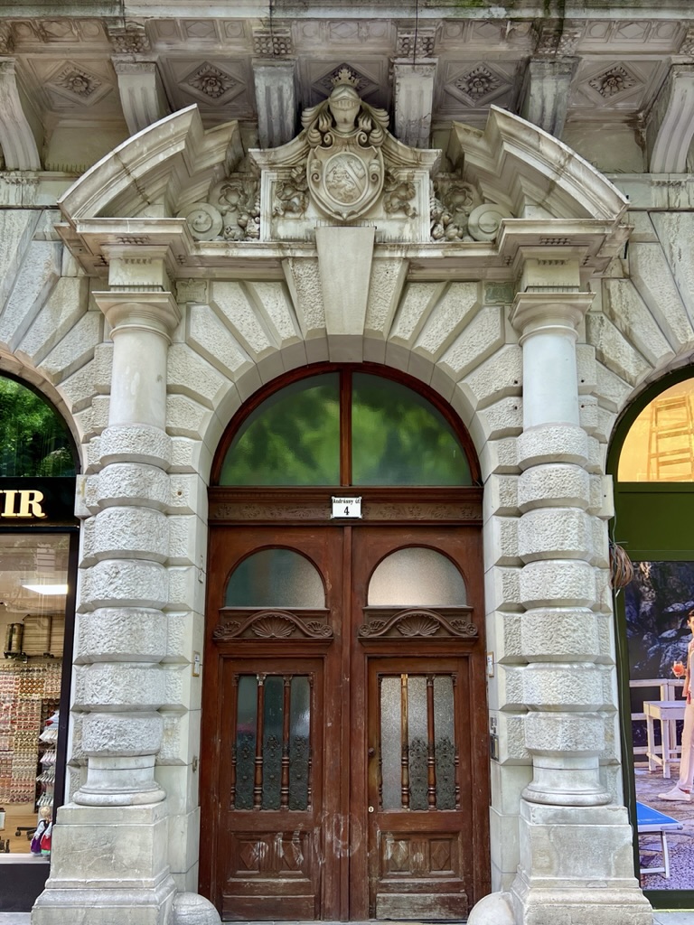Andrássy út 4.
