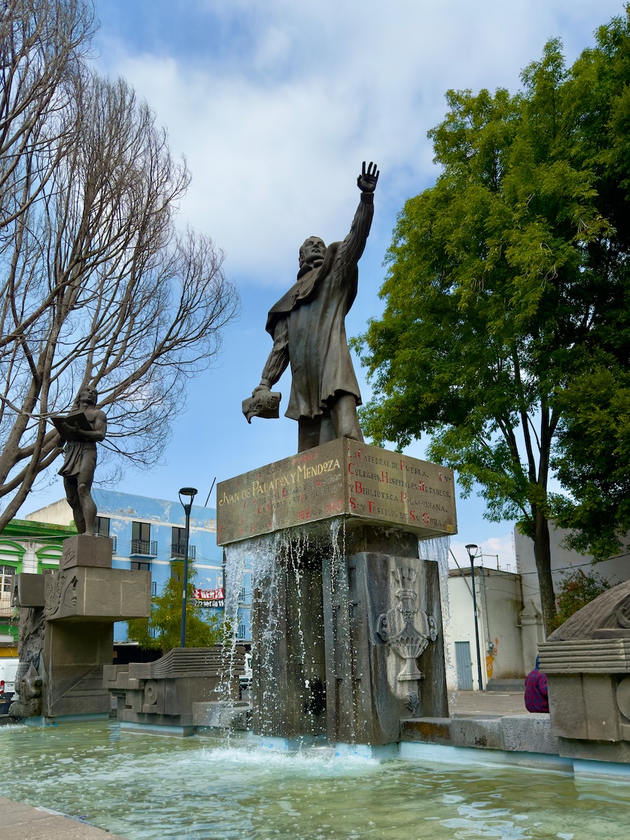 Juan de Palafox y Mendoza fountain