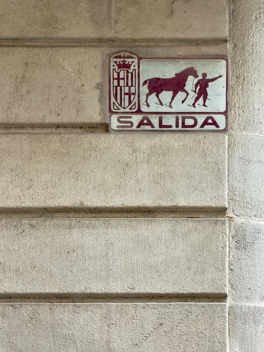Street sign in Ciutat Vella