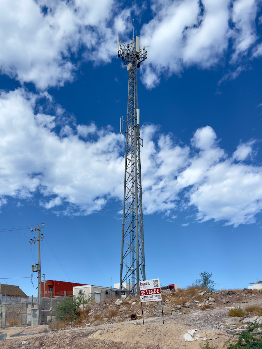 Cell tower