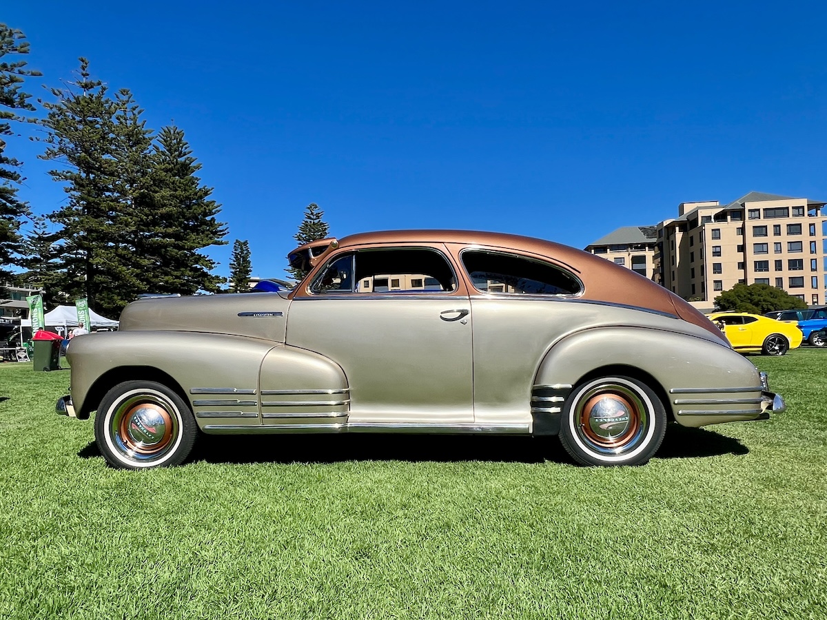 1948 Chevrolet Fleetline Aerosedan
