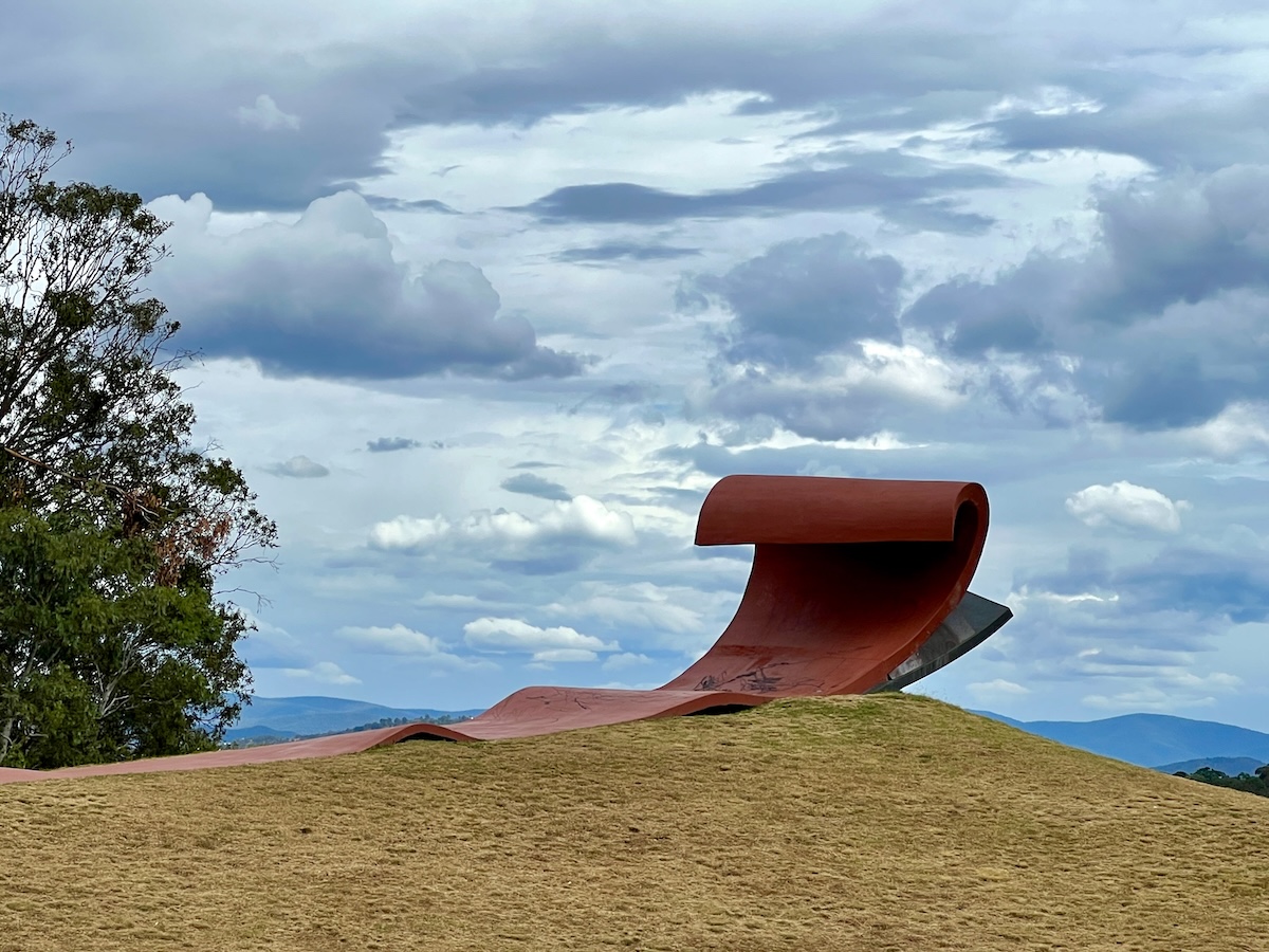Uluru Line