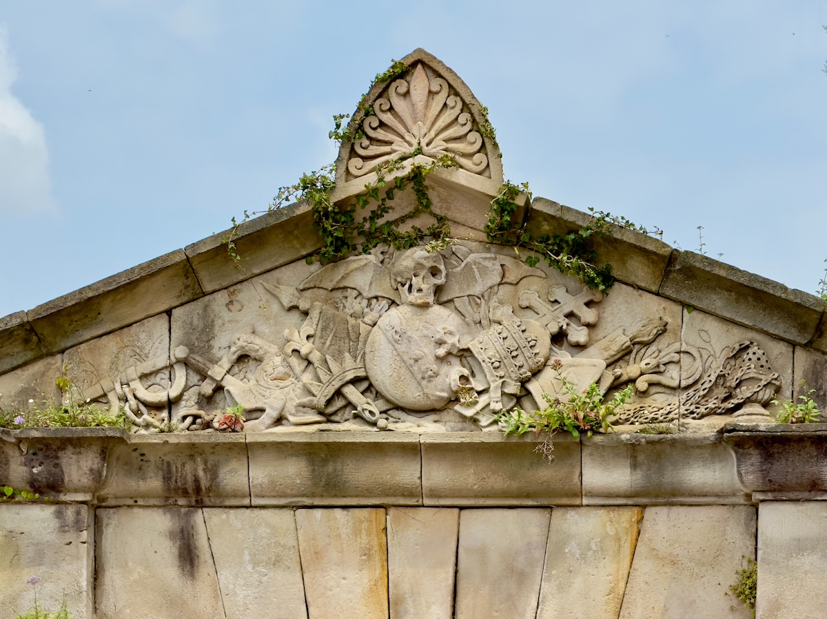 Former cemetery entrance gate