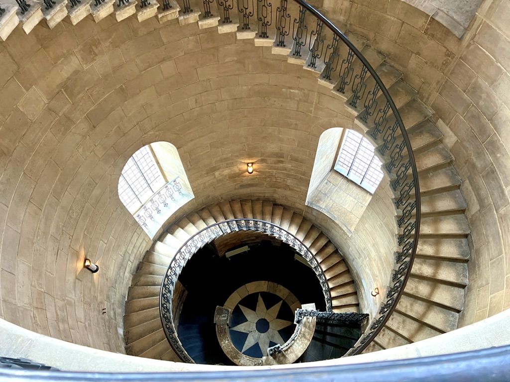 Geometric Staircase at St Paul's