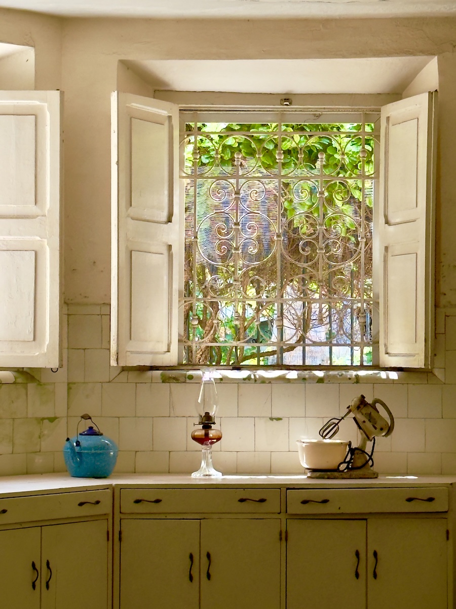 Basement kitchen in the Quinta Montes Molina