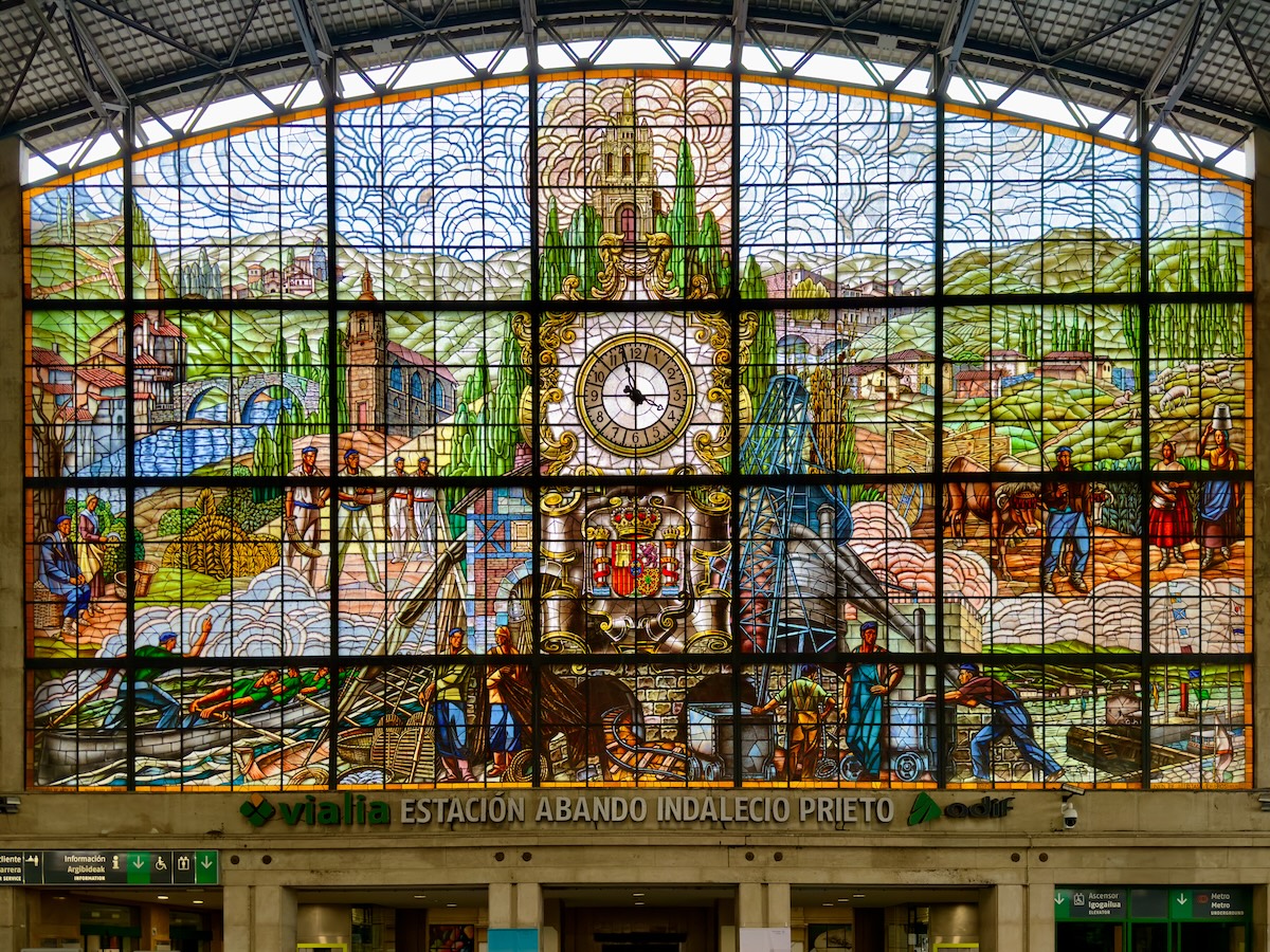 Entrance hall at Estación de Abando Indalecio Prieto
