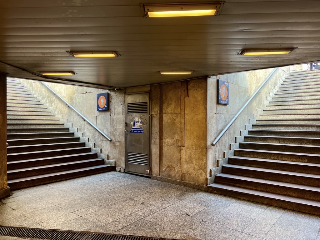 Astoria metro station