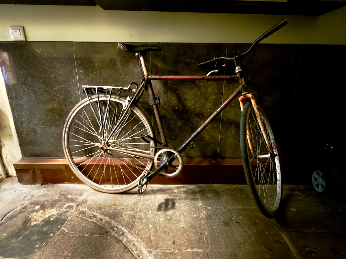 Lobby bicycle