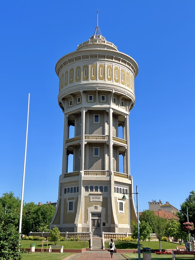 Water tower in Szent István square