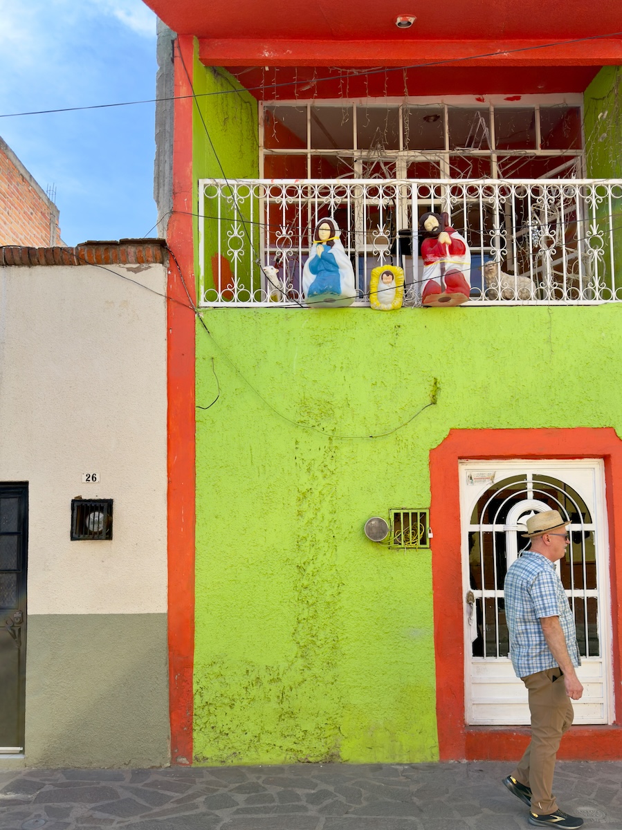 Along Calle México, Tequila